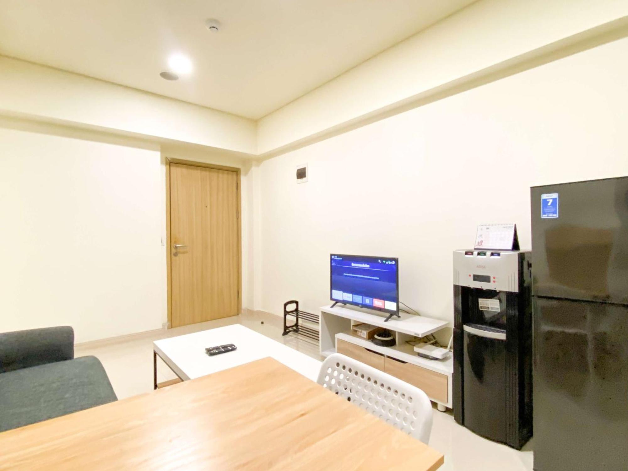 Modern Stay 2Br At Meikarta Apartment By Travelio Cikarang Eksteriør bilde